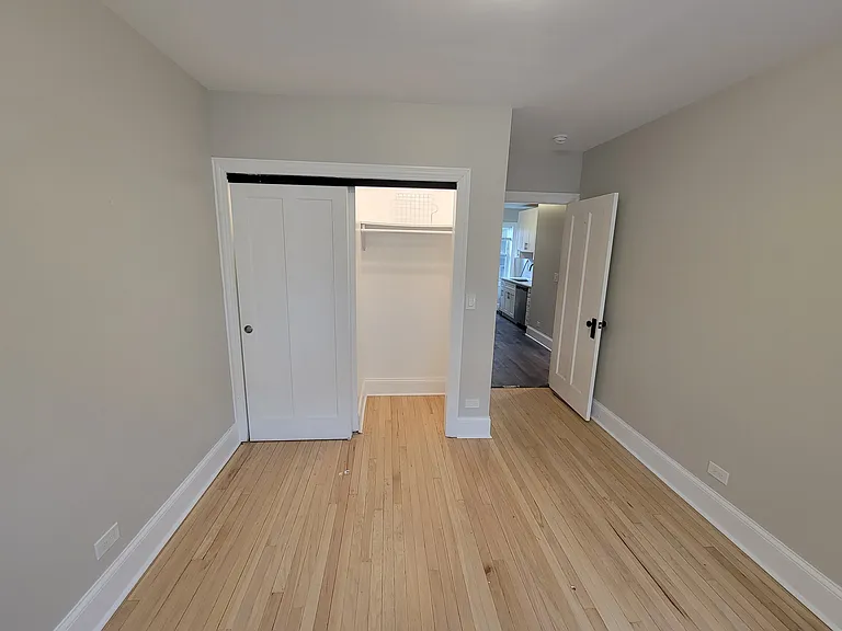 6430 N Richmond St #2W — Photo 11