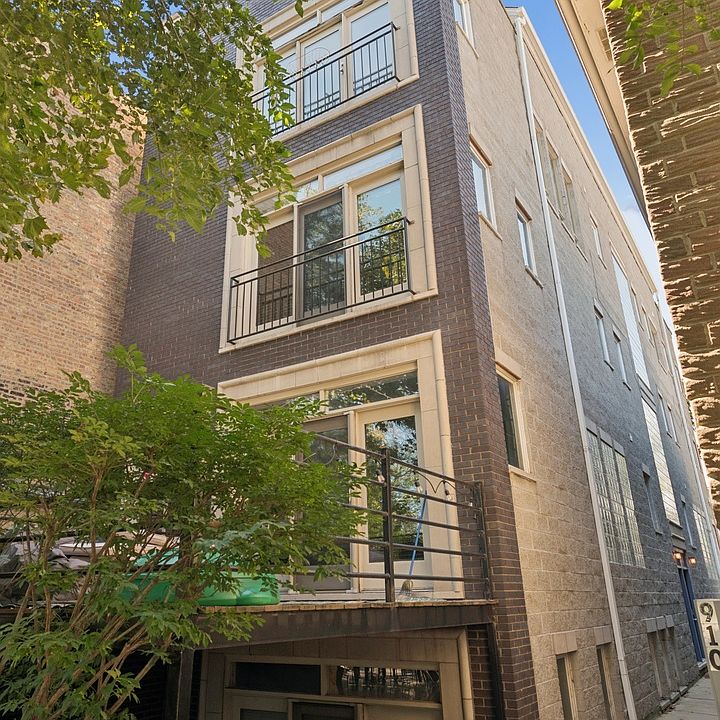 1st image of 908 N Paulina St #3