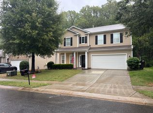 10010 Goose Landing Dr, Charlotte, NC 28269