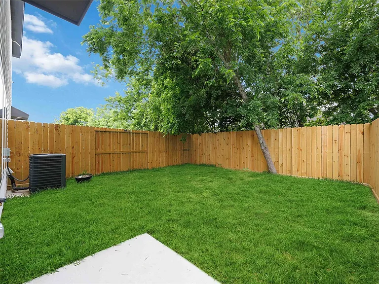 8019 Grandview St #B — Photo 28
