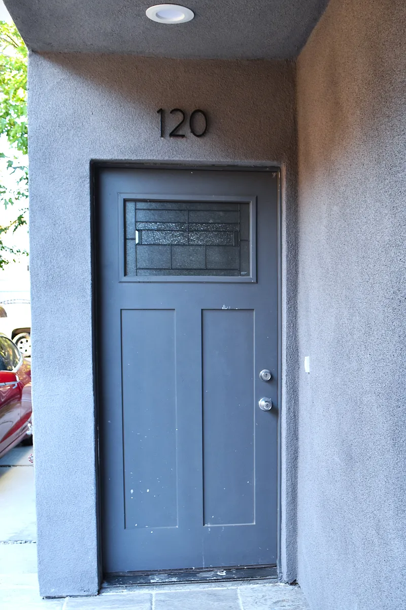 Building Photo - 120 E 29th St