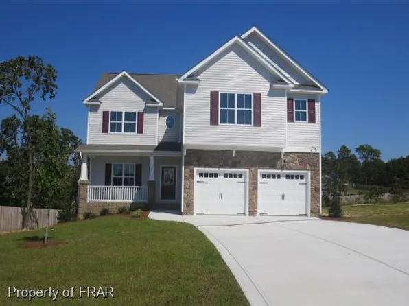 39 Seabiscuit Ct, Lillington, NC 27546
