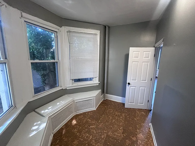 13 Winfield Ave #1 — Photo 20