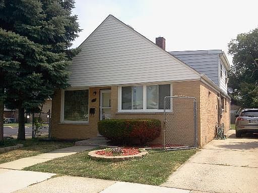 1st image of 611 22nd Ave