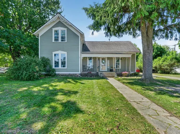 4322 Huron St, North Branch, MI 48461