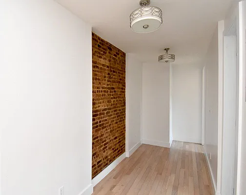 Rented by Bohemia Realty Group | media 12