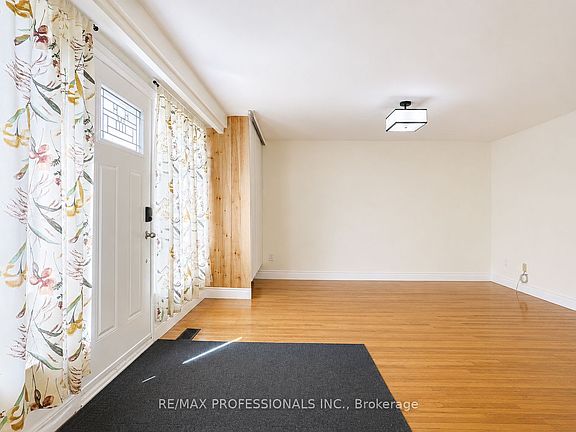 4th image of 160 Carsbrooke Rd #20