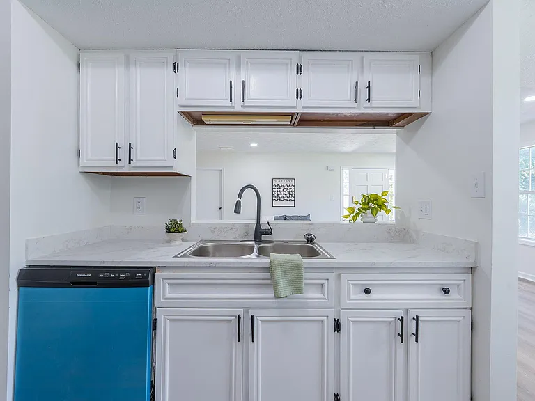 3123 S Eden Dr — Photo 15