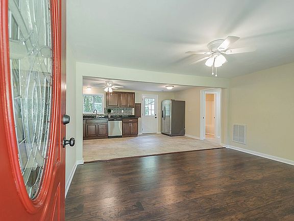 3rd image of 11154 Lawyers Rd