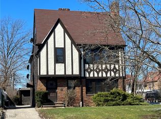 3604 Normandy Rd, Shaker Heights, OH 44120