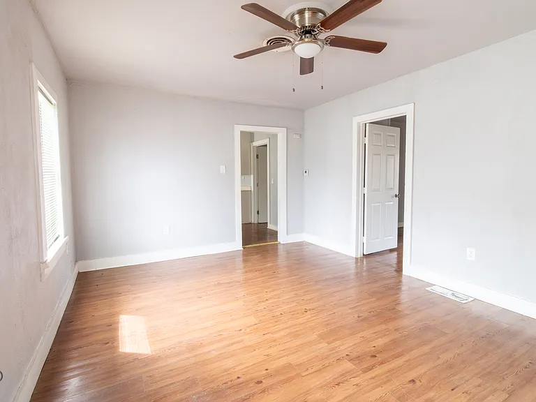 4709 Coronado Ave — Photo 22