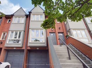 895 Maple Ave #425, Burlington, ON L7S2H7