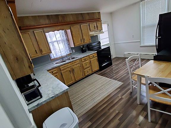2nd image of 310 Park Ave