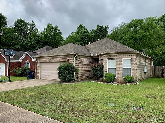2nd image of 4526 Smithfield Dr