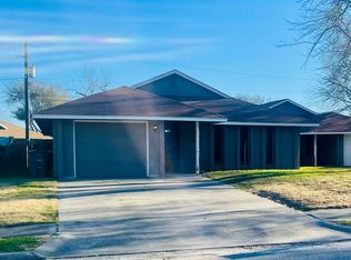 613 Rosewood Dr #A, Victoria, TX 77901