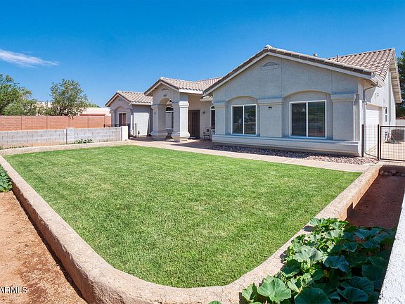 4th image of 3313 E ATSINA Drive