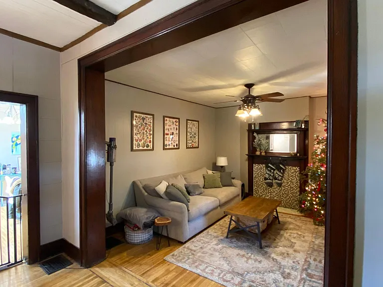 1211 Harrison Ave #1 — Photo 2