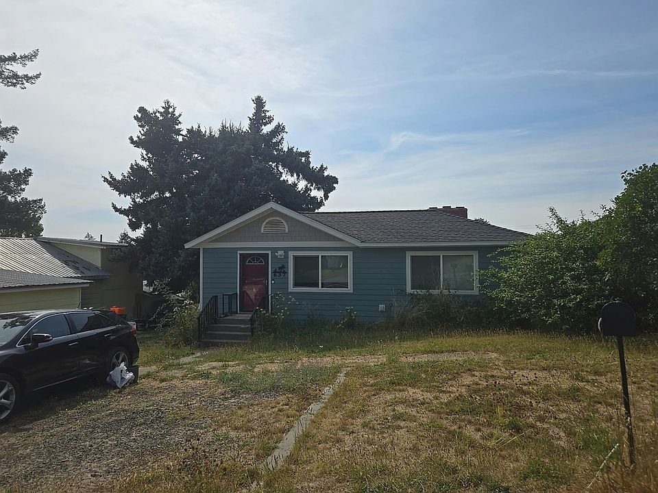 1st image of 637 N Broadway St