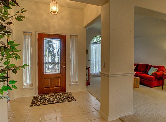 2nd image of 301 Chase Oaks Pl