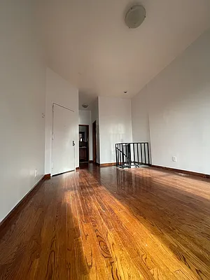 Rented by Aegis Realty Management Corp | media 17