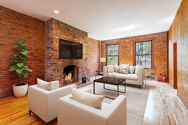 Rented by Bond New York | media 1