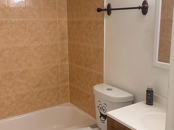 5th image of 2727 Rhawn St APT 31A