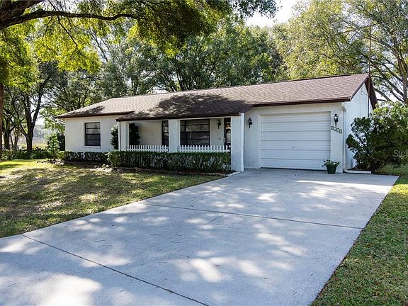 2nd image of 8413 Saint Giles Ct