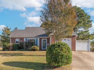 1 Little Fox Ct, Greer, SC 29650