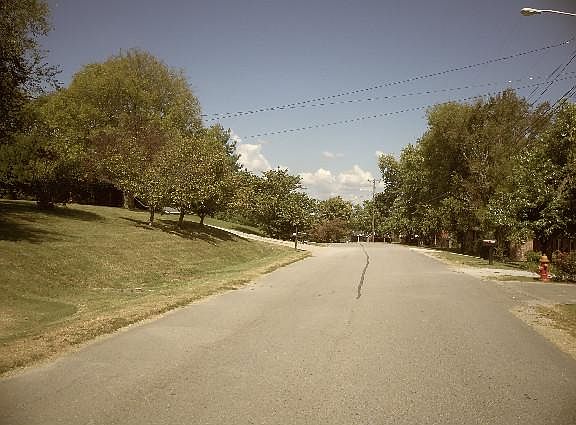 4th image of 261 Lisa Ln