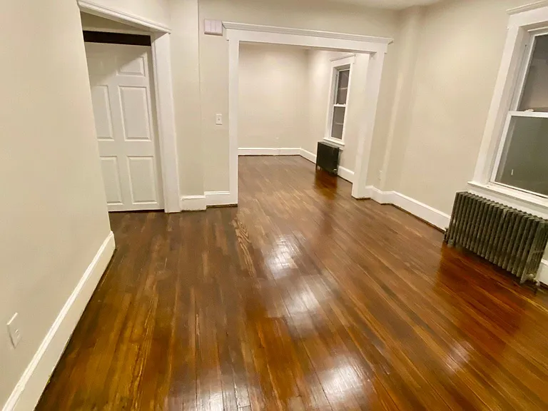 living room/dining room