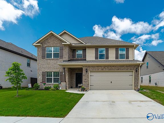 3rd image of 216 Jubilee Cir