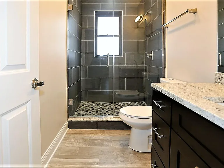 2230 N Sawyer Ave #1W — Photo 12