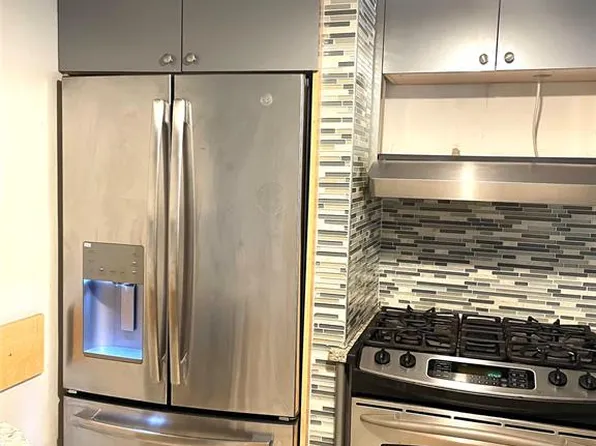 110-45 Queens Boulevard image 7 of 25