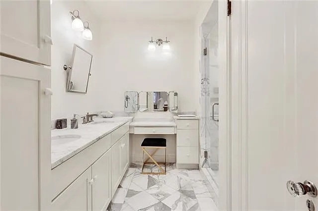 6323 Perrier St — Photo 16