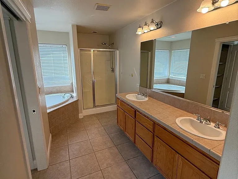 3481 Cockerill Dr — Photo 8
