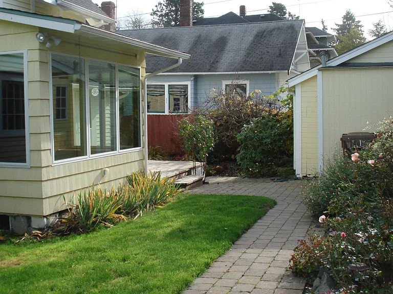 Breakfast Room at the Yellow House to the Left, Storage Shed and Garage to R