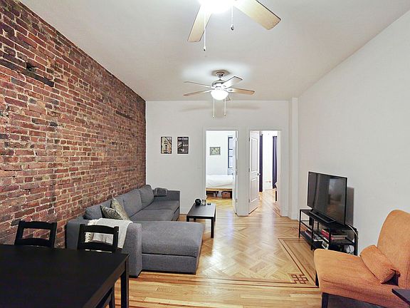 2nd image of 268 Smith St APT 3