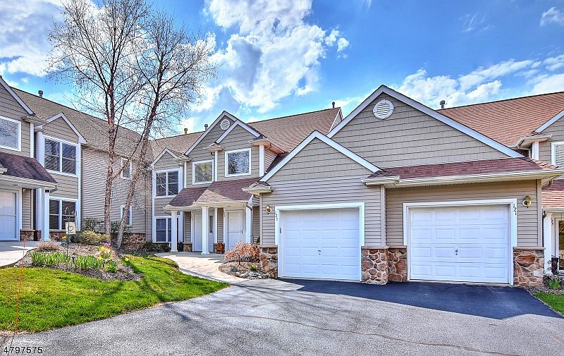1st image of 121 Bourne Cir #903