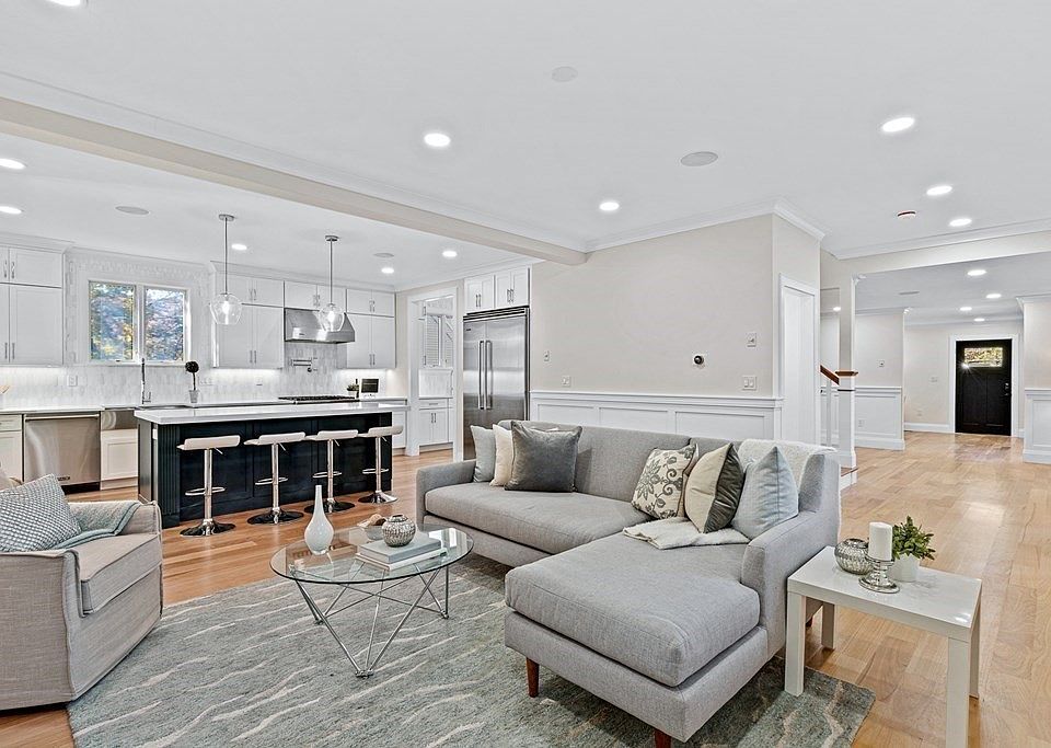 119 Forest St, Winchester, MA 01890 Zillow