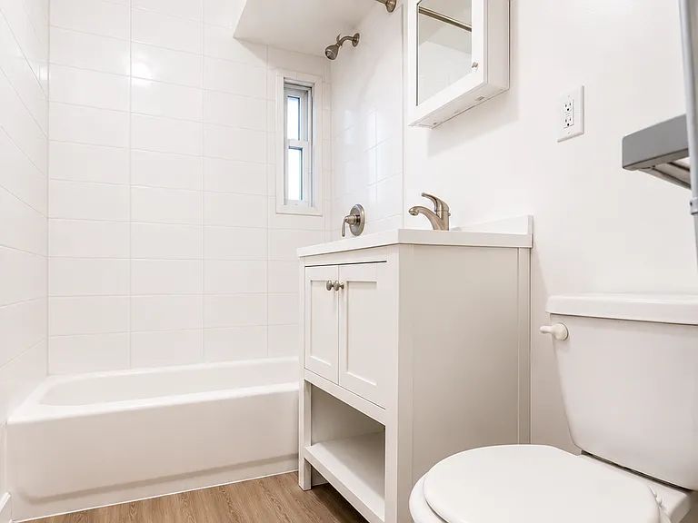 400-401 Stuyvesant Ave #17A — Photo 3