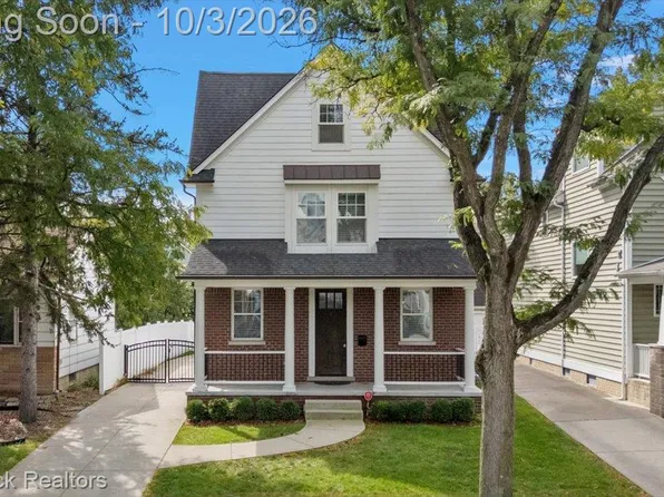 1222 Davis Ave, Birmingham, MI 48009
