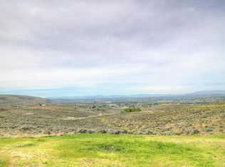 Nna Lucas Rd, Yakima, WA 98901
