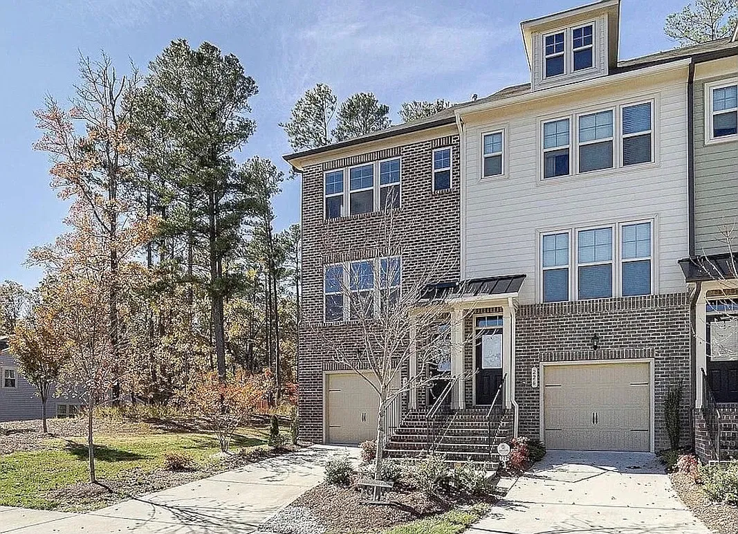 3 bed, 1875 sqft, $1,150 — Photo 1
