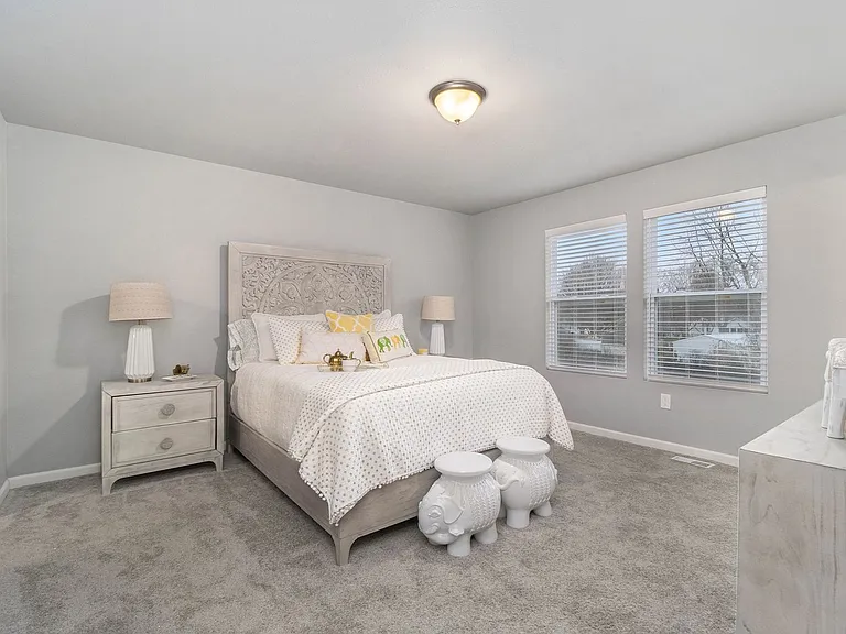 331 Catera Ct — Photo 10