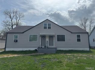 916 Murcia St, Saint Louis, MO 63138