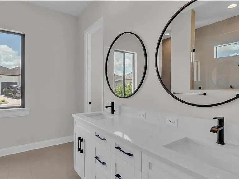 6980 Bentridge Dr — Photo 24