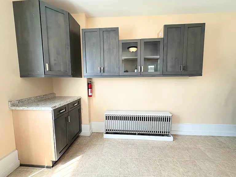 833 S Trenton Ave — Photo 6