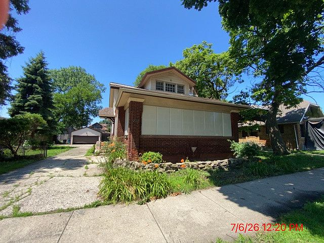 1st image of 7342 S Bennett Ave