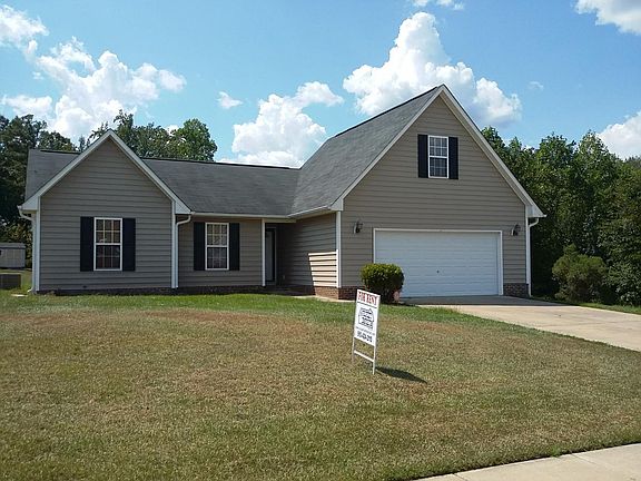 2nd image of 220 Canyon Dr