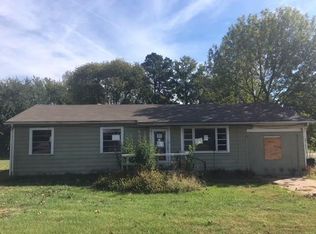 702 9th St, Barling, AR 72923